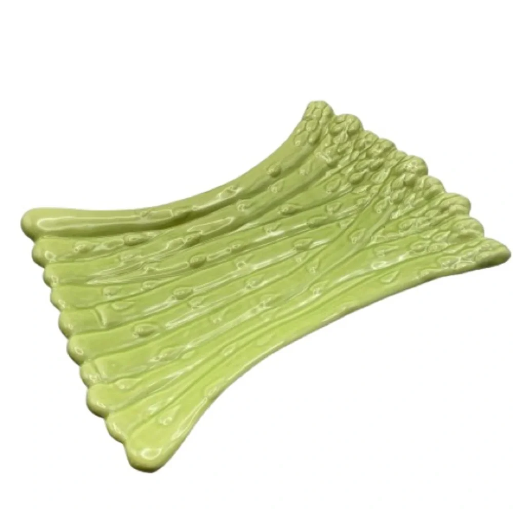 Crate&Barrel Green Asparagus Ceramic Platter 11.5” x 8.25” Spring Garden Party